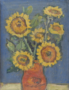 Werkverzeichnis Nr. 1200, um 1980, Sechs Sonnenblumen in brauner Vase vor blauer Wand, Öl auf Karton, 48,8 x 37,5 cm