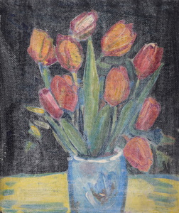 Werkverzeichnis Nr. 1595, um 1990, Tulpen in hellblauer Vase vor schwarzer Wand, Öl auf Karton, 47,0 x 40,3 cm