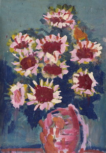 Werkverzeichnis Nr. 1586, um 1990, Sonnenblumen in roter Vase vor blauer Wand, Öl auf Karton, 57,3 x 40,0 cm